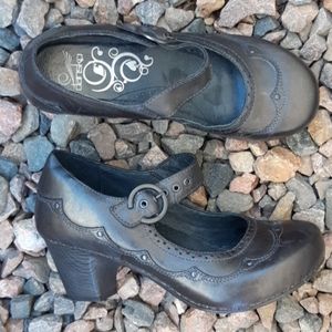 Dansko professional leather mary jane heels sz 40